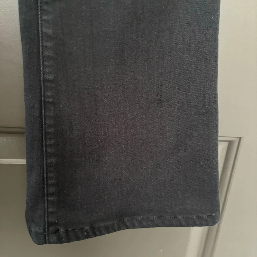 J Brand Maria Flare Jeans in Serious Black High Rise Flared Matte Black Size 29